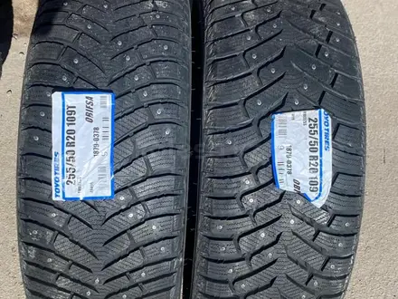 Toyo ice freezer 255/50 R20 за 130 000 тг. в Астана