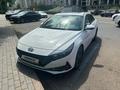 Hyundai Elantra 2023 годаfor10 500 000 тг. в Астана