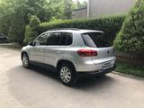 Volkswagen Tiguan 2014 годаfor6 000 000 тг. в Астана – фото 3