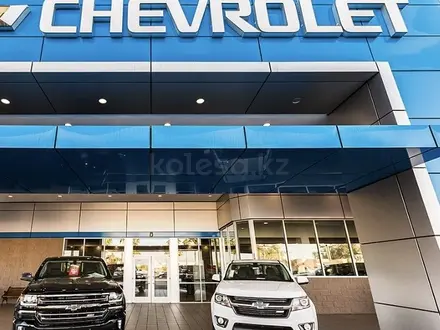 Дверь крыло фара Телевизор за 89 000 тг. в Шымкент