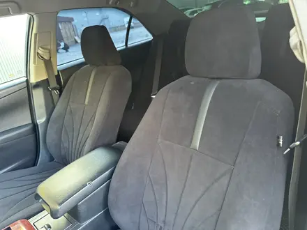 Toyota Camry 2012 года за 8 790 000 тг. в Актобе – фото 10