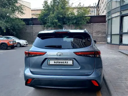 Toyota Highlander 2023 года за 27 000 000 тг. в Алматы – фото 13