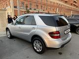 Mercedes-Benz ML 350 2007 годаfor7 500 000 тг. в Жанаозен – фото 4