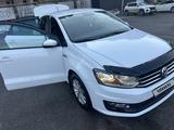 Volkswagen Polo 2019 года за 6 800 000 тг. в Алматы – фото 2