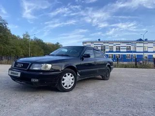 Audi 100