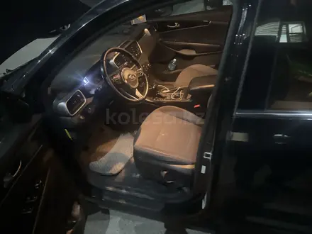 Kia Sorento 2015 года за 4 000 000 тг. в Актау – фото 5