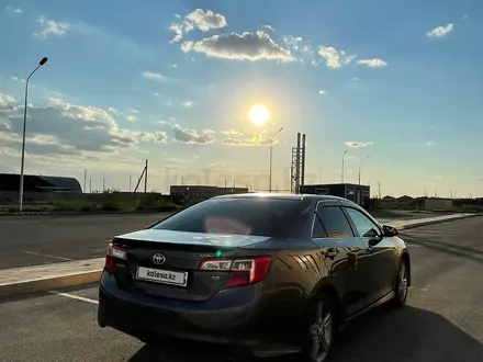 Toyota Camry 2013 года за 8 100 000 тг. в Атырау – фото 7