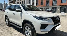 Toyota Fortuner 2022 года за 20 900 000 тг. в Астана – фото 3