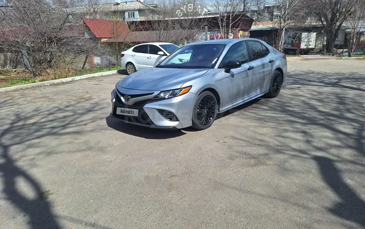 Toyota Camry 2020 года за 12 800 000 тг. в Тараз