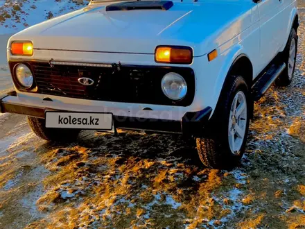 ВАЗ (Lada) Lada 2121 2013 года за 2 600 000 тг. в Атырау – фото 8