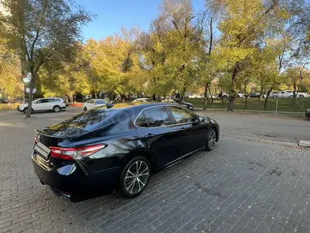 Toyota Camry 2019 года за 13 000 000 тг. в Алматы – фото 10