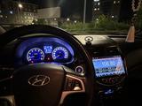 Hyundai Accent 2015 года за 6 000 000 тг. в Атырау – фото 2