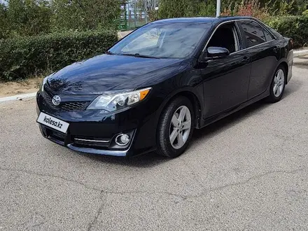 Toyota Camry 2014 года за 7 500 000 тг. в Жанаозен – фото 2