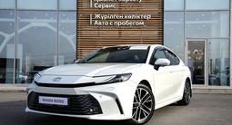 Toyota Camry Luxe 2025 года за 25 200 000 тг. в Тараз