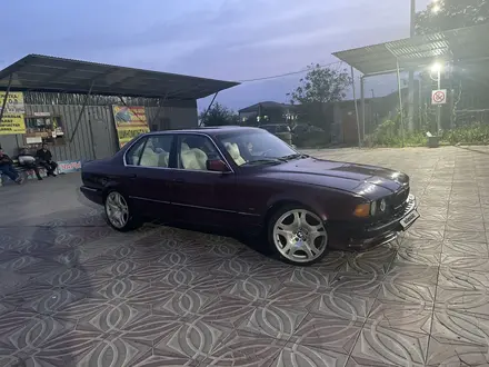 BMW 730 1992 года за 2 000 000 тг. в Шымкент – фото 4