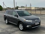 Toyota Highlander 2013 годаүшін8 500 000 тг. в Актау