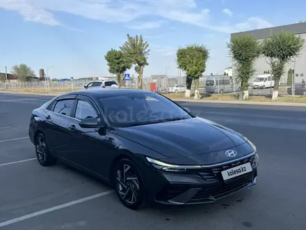 Hyundai Elantra 2024 года за 8 300 000 тг. в Алматы – фото 5