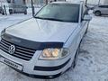 Volkswagen Passat 2002 года за 3 100 000 тг. в Астана – фото 3