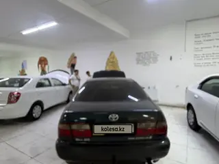 Toyota Carina E