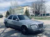 Mercedes-Benz E 280 1993 года за 1 900 000 тг. в Талдыкорган – фото 2