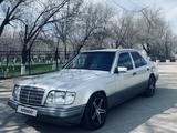 Mercedes-Benz E 280 1993 года за 1 900 000 тг. в Талдыкорган – фото 3