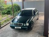 Mercedes-Benz E 240 2000 года за 4 000 000 тг. в Алматы