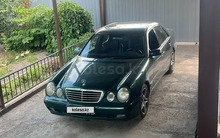 Mercedes-Benz E 240 2000 года за 4 000 000 тг. в Алматы