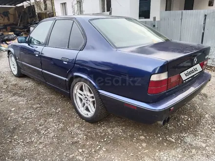 BMW 530 1993 года за 2 800 000 тг. в Алматы – фото 3