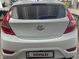 Hyundai Accent 2014 года за 5 200 000 тг. в Караганда