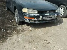 Toyota Camry, 1992
