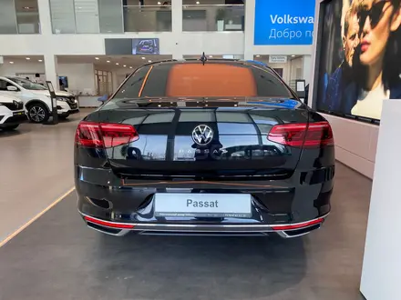 Volkswagen Passat 2022 года за 16 990 000 тг. в Астана – фото 5