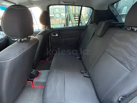 Renault Sandero Stepway 2014 года за 3 550 000 тг. в Актобе – фото 12
