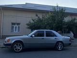 Mercedes-Benz E 260 1992 года за 970 000 тг. в Сарыагаш