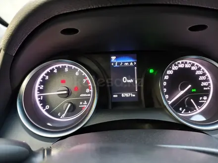 Toyota Camry 2021 года за 13 900 000 тг. в Алматы – фото 13