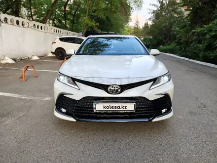 Toyota Camry 2021 года за 13 900 000 тг. в Алматы – фото 11