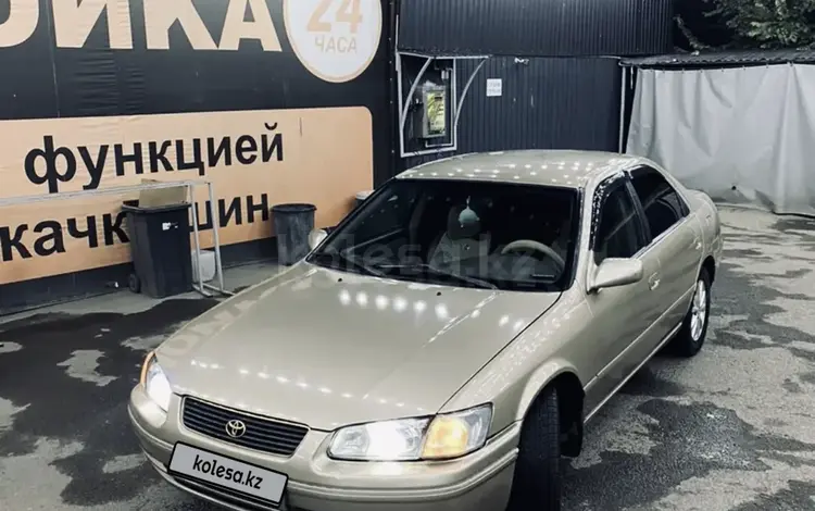 Toyota Camry 2000 годаүшін3 800 000 тг. в Алматы