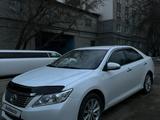 Toyota Camry 2014 года за 8 700 000 тг. в Семей – фото 2