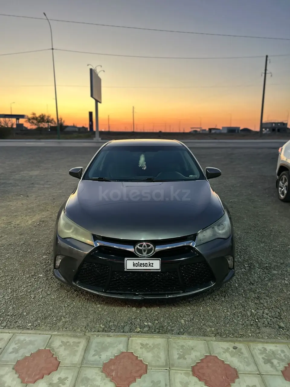 Toyota Camry, 2016