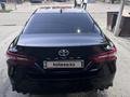 Toyota Camry 2021 года за 14 500 000 тг. в Кызылорда – фото 18