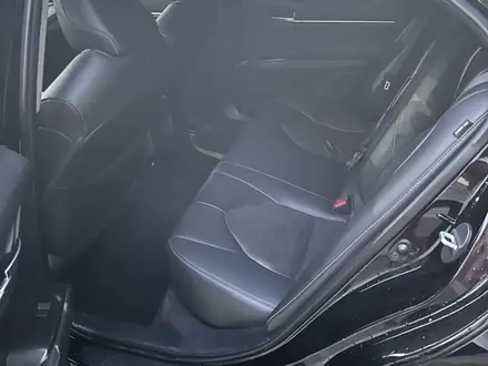 Toyota Camry 2021 года за 14 500 000 тг. в Кызылорда – фото 9