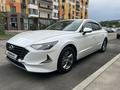 Hyundai Sonata 2022 годаүшін11 700 000 тг. в Алматы