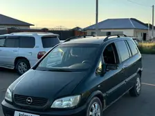 Opel Zafira, 1999