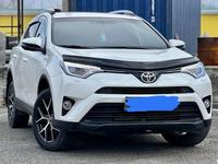 Toyota RAV4 2017 года за 13 500 000 тг. в Семей