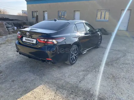 Toyota Camry 2020 года за 12 500 000 тг. в Кызылорда – фото 7