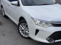 Toyota Camry 2015 года за 11 650 000 тг. в Караганда – фото 2