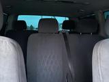 Volkswagen Caravelle 2008 года за 7 500 000 тг. в Актобе – фото 3