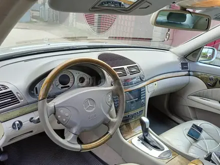 Mercedes-Benz E 320 2003 года за 5 000 000 тг. в Алматы – фото 6