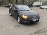 Volkswagen Passat 2014 годаfor6 500 000 тг. в Алматы – фото 3