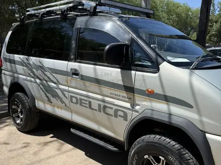Mitsubishi Delica 1998 года за 5 800 000 тг. в Алматы – фото 2
