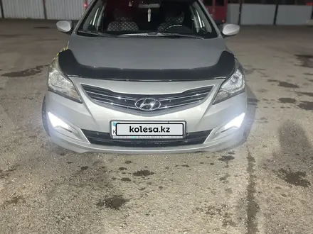 Hyundai Accent 2015 года за 5 550 000 тг. в Караганда – фото 2